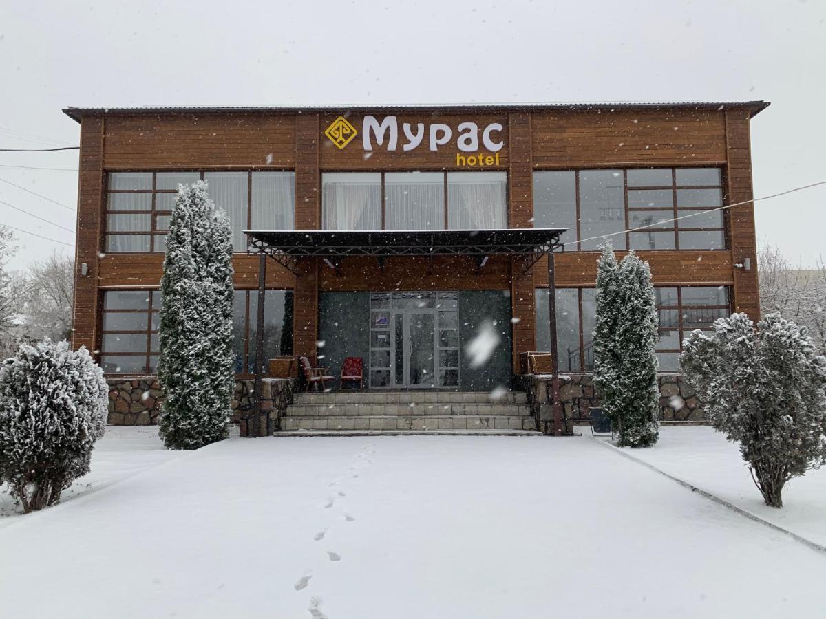 Muras Hotel Karakol Buitenkant foto