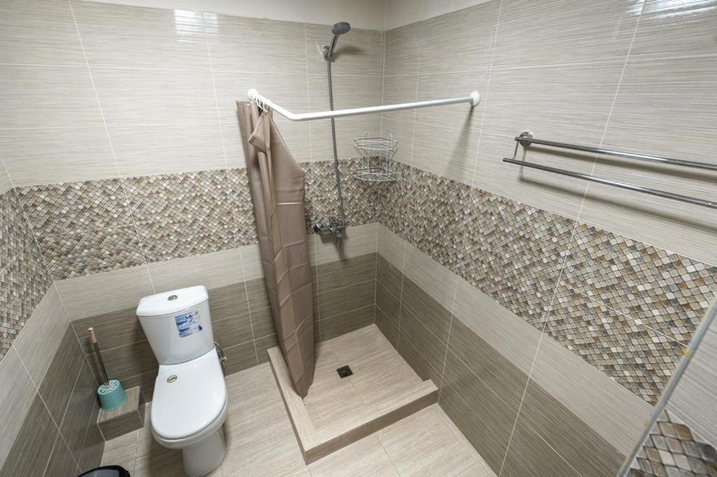 Muras Hotel Karakol Buitenkant foto